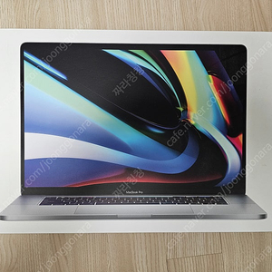 2019 애플 맥북프로 MacBook Pro 16인치 i7 A2141 모델 팝니다.