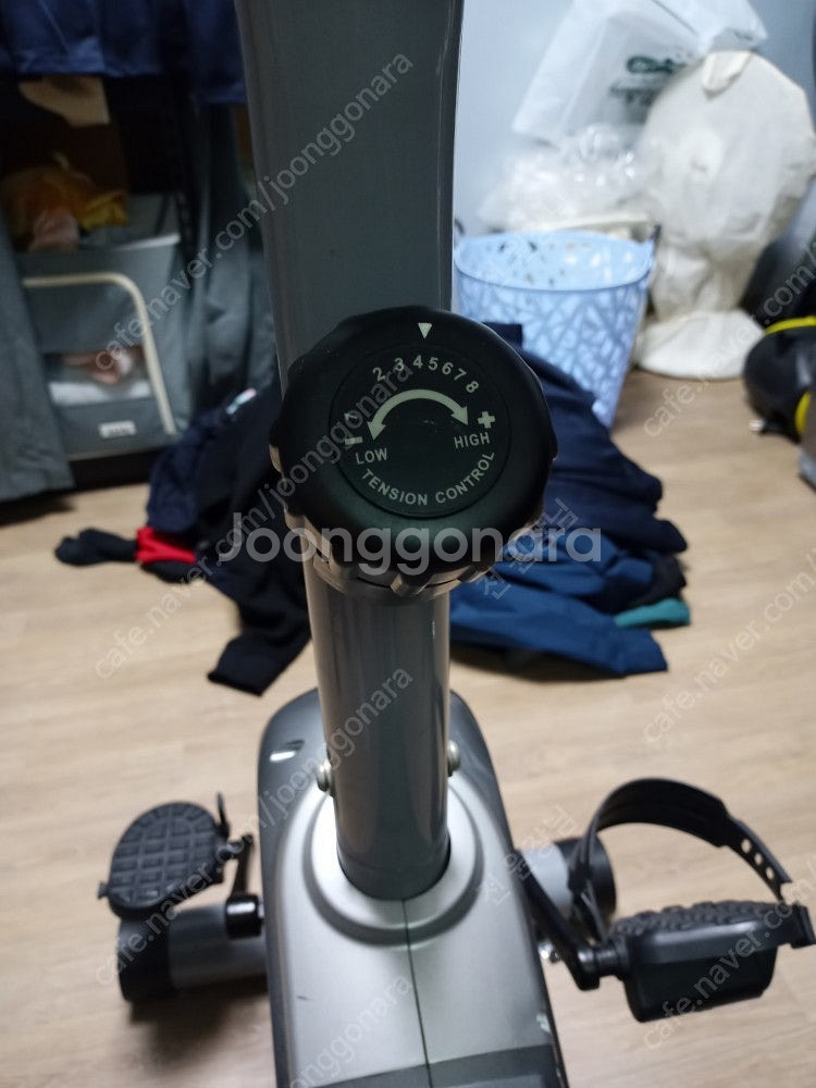 실내 자전거 팝니다.--3
