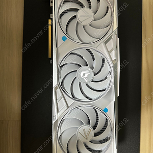 RTX 4080 SUPER WHITE 컬러풀 불칸 팔아요