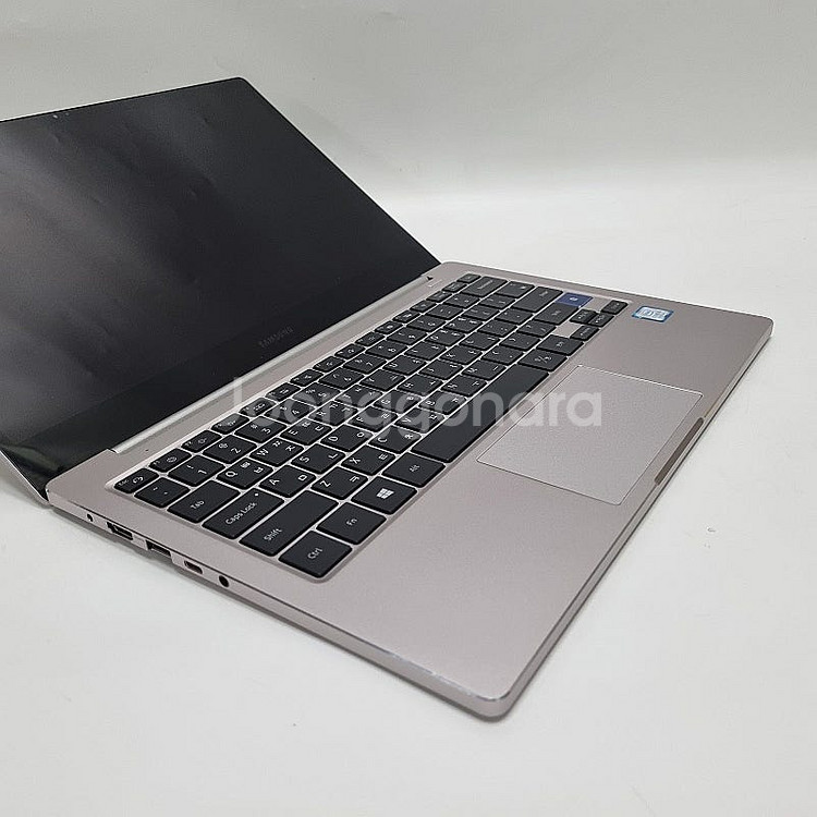 20삼성노트북 i5 메탈바디에디션/1260g/지문인식--6