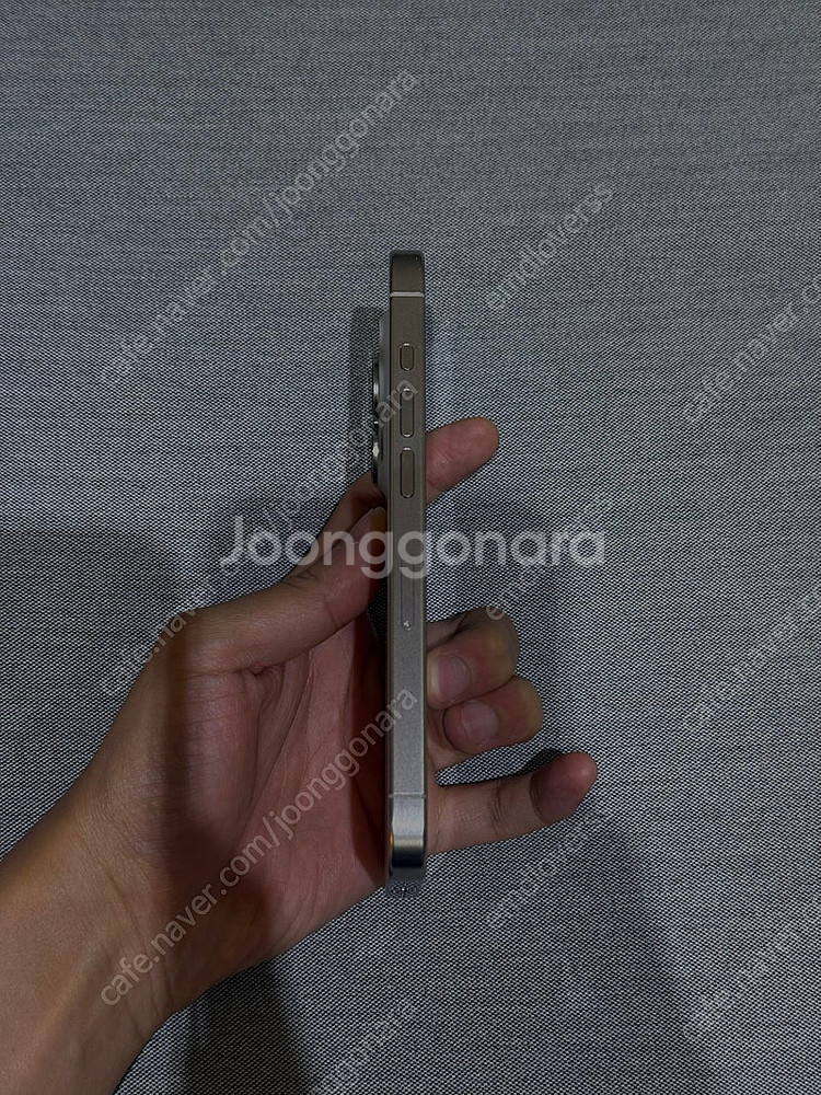 아이폰15프로 화이트 256 A급 자급제 풀박스 판매합...--3