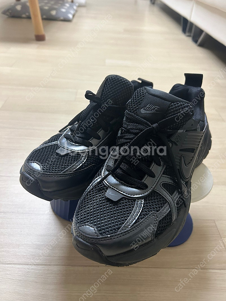 나이키 V2K 런 블랙 240--0