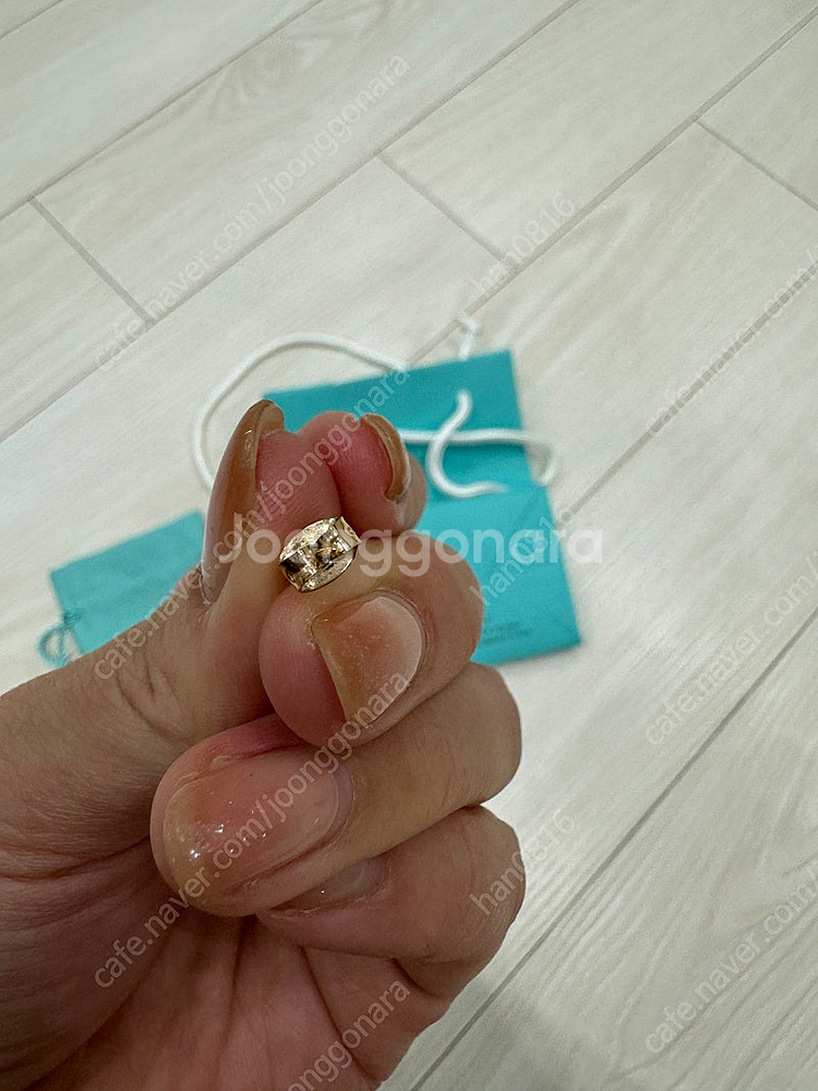 티파니 다이아 로즈골드 18k 귀걸이 (클러치 한쪽 분...--3