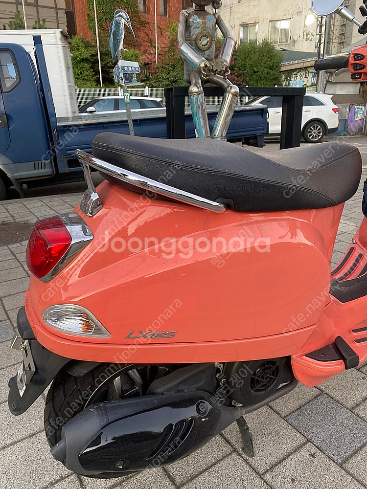 베스파 vespa lx 125 핑크 코랄 스쿠터 판매--3