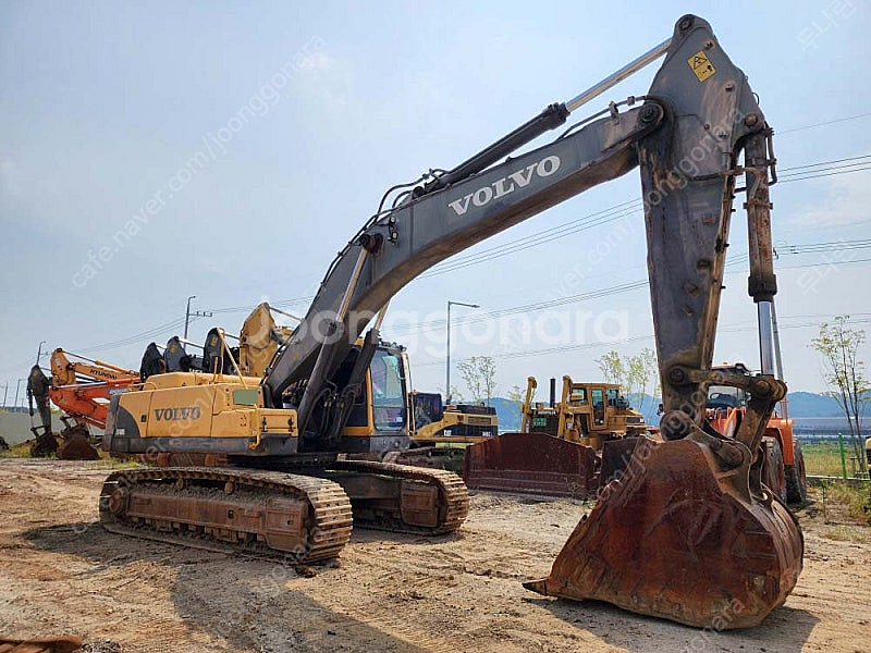 볼보 EC460BP 2009년식 13이상 궤도형 중고굴삭기--1