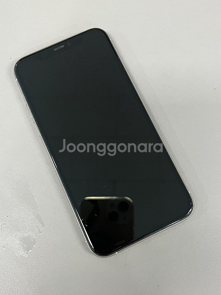 아이폰11프로 화이트 64G 외관 미파손 깨끗한 단말기...--2