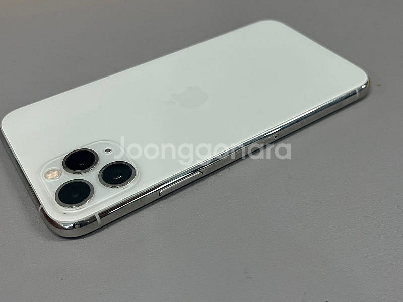 아이폰11프로 화이트 64G 외관 미파손 깨끗한 단말기...--5