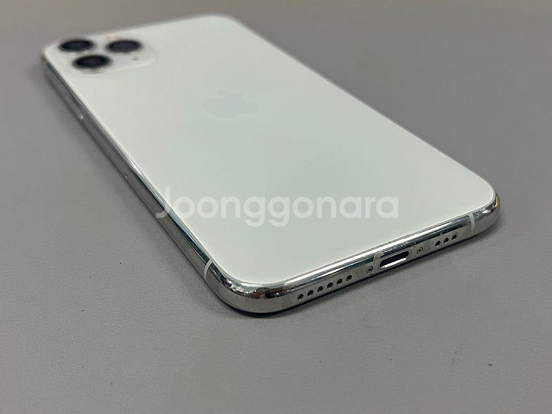 아이폰11프로 화이트 64G 외관 미파손 깨끗한 단말기...--8