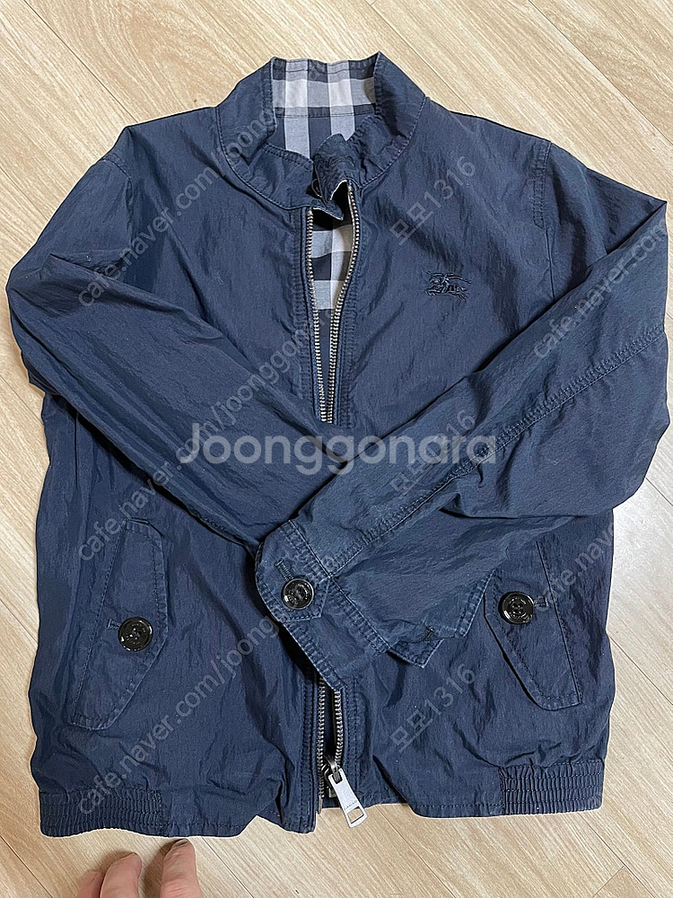 버버리 리버시블 자켓 팝니다--0