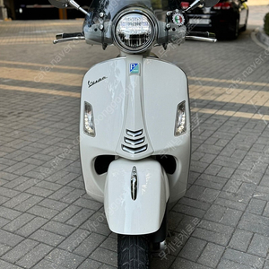 베스파 gts125 22년식