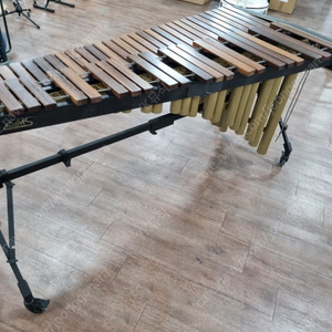 아담스 솔리스트 마림바(로즈우드) / Adams Soloist Marimba MSHV43 중고판매