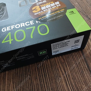 rtx4070 개봉만 일요일 3일날 사서 개봉만 했습니다