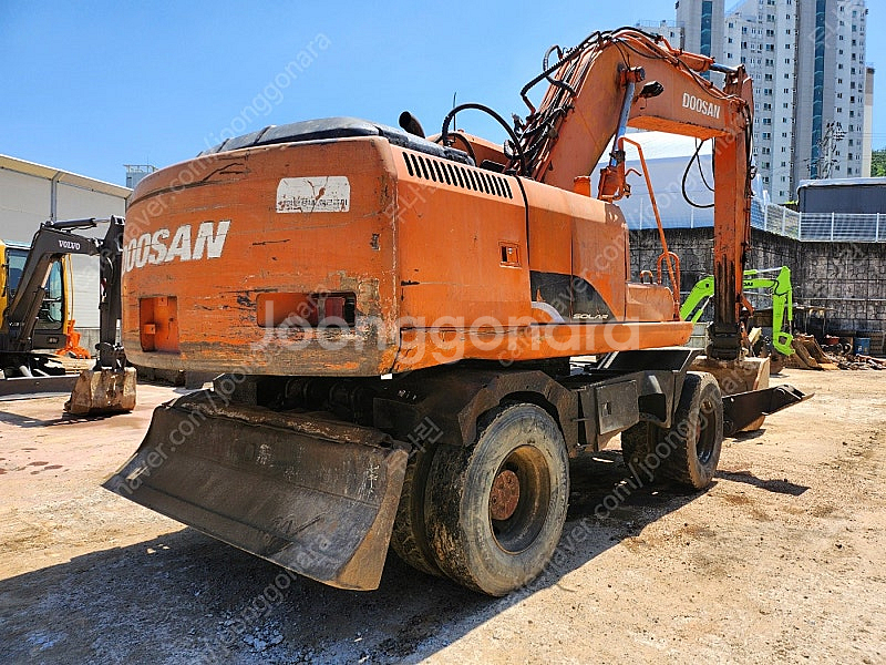 대우 두산 SL210W 2003년식 중고굴삭기 08 타...--2