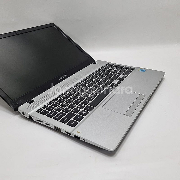 17삼성노트북 i5 SSD256G/8G/업글/성능업--5