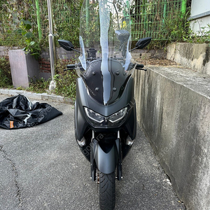 엔맥스 NMax 125cc 2024년식 740Km 판매합니다.