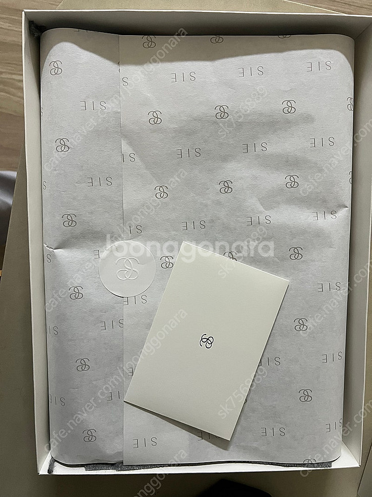 시에 엠비언트 베이비 알파카 머플러_23FW 라이트그레이(새상품)--1