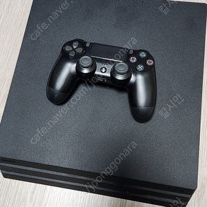 PS4 PRO 플스4 프로(CUH-7017B) 1TB 중고 직거래 - 판교역 / 19만원 (박스 포함)