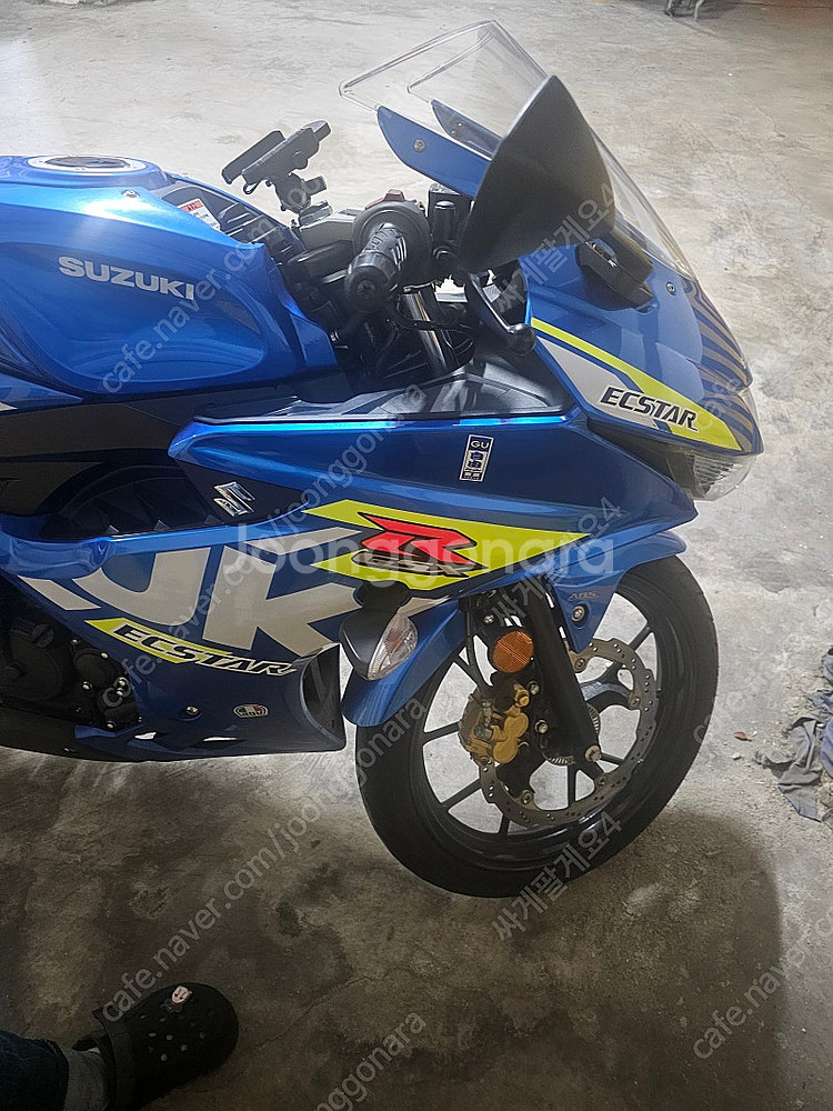 스즈끼 gsx-r125 4520km 신차급--2