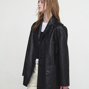 루에브르 Classic Faux Leather Jacket