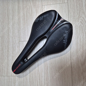 셀레이탈리아(selle italia) 노부스 부스트 EVO 킷 카보니오 안장 팝니다.