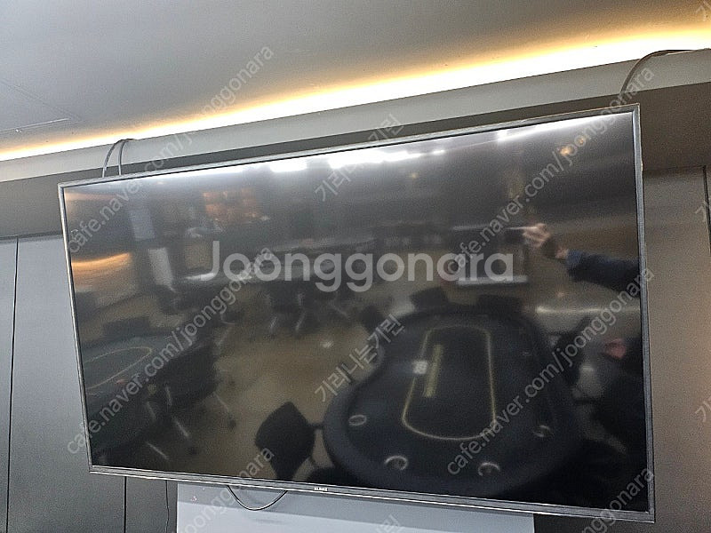 클라인즈 가성비 벽걸이 TV (45인치 2대 / 60인치 2대) 급처합니다--0