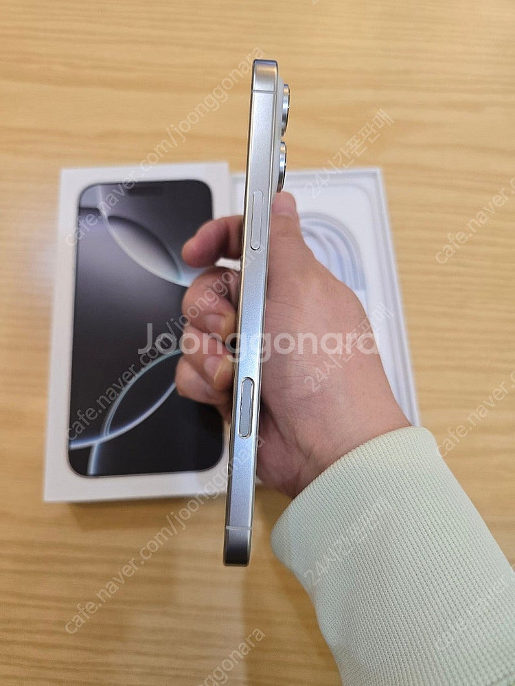아이폰16프로맥스화이트티타늄256gb 단순개봉미사용폰판...--6