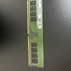 삼성 램 DDR4 8gb 한장 팝니다 (삼성전자 DDR4 8G PC4-21300