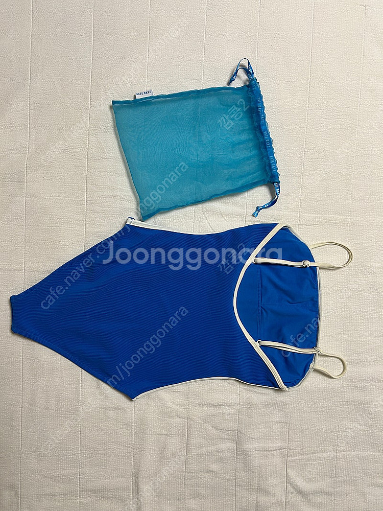 데이즈데이즈 수영복 사이즈 S 택포(가격인하)--1