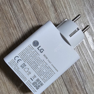 LG 90w usb-c pd 충전기 그램프로 정품 택배비포함 42000원. LP90WGC20H-EK