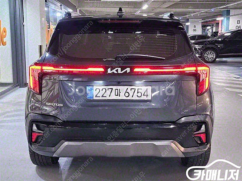 [기아]더 뉴 셀토스 가솔린 1.6 터보 2WD 그래비...--4