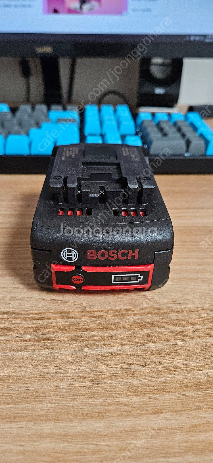 보쉬 18v 6.0 ah 배터리 새상품판매합니다--2