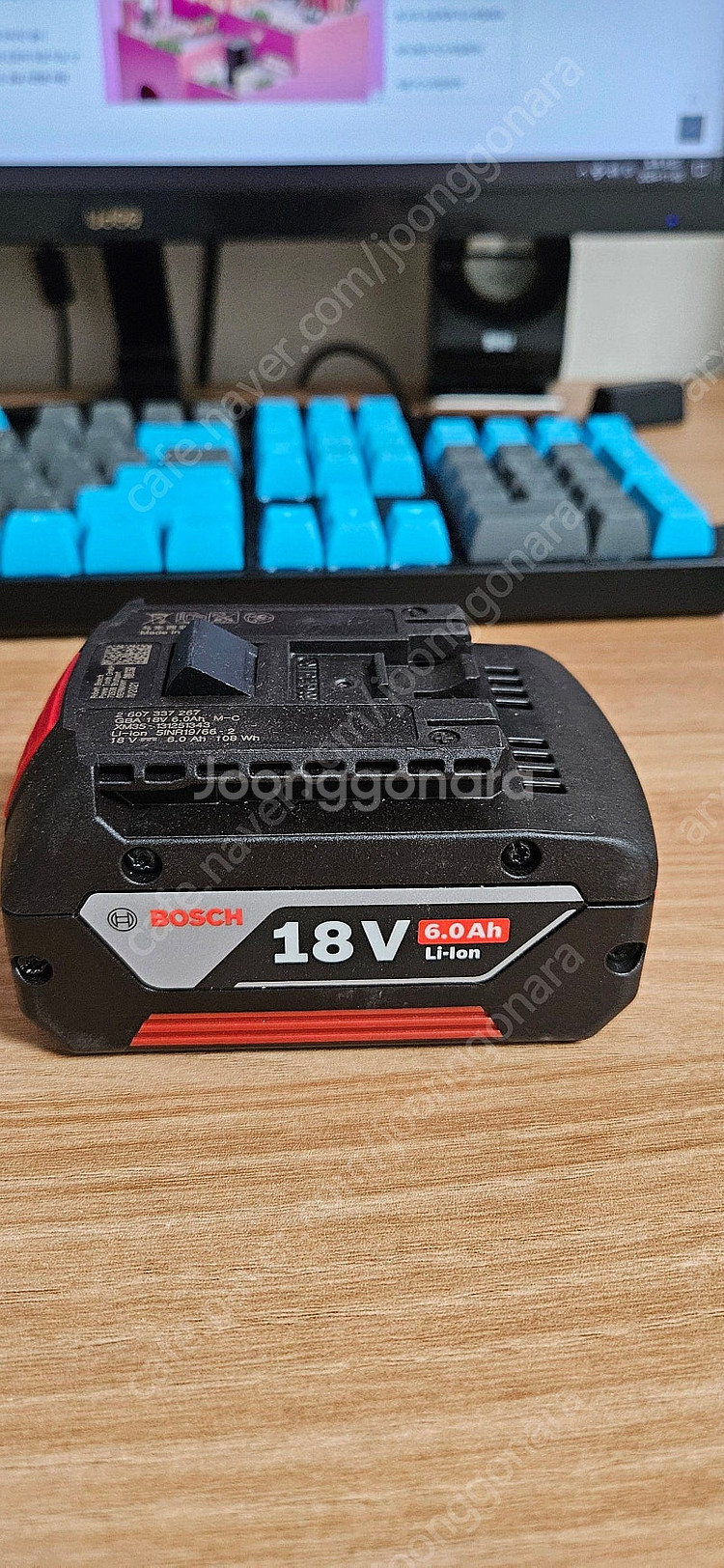 보쉬 18v 6.0 ah 배터리 새상품판매합니다--0