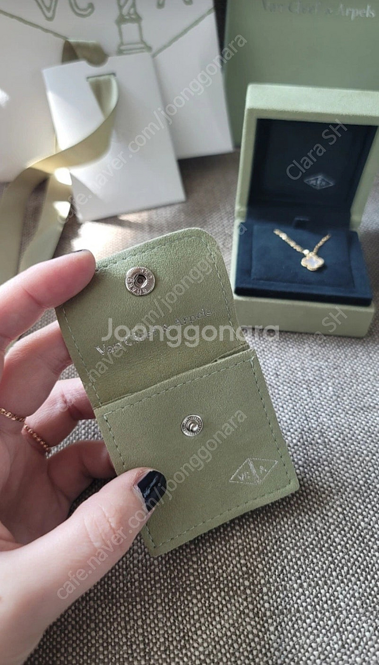 반클리프앤아펠 스위트 알함브라(자개)--7
