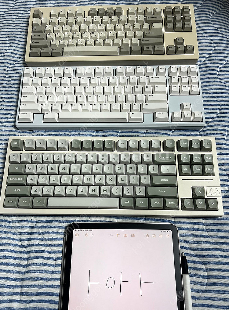 바로웍스 몬스긱 m3 pro 크림 팝니다--0