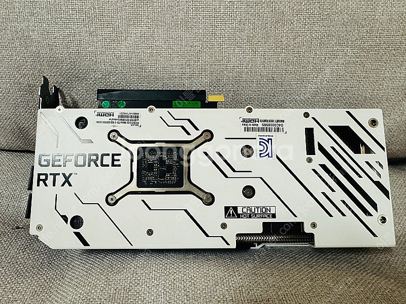 갤럭시 3070ti 화이트 판매합니다.--2