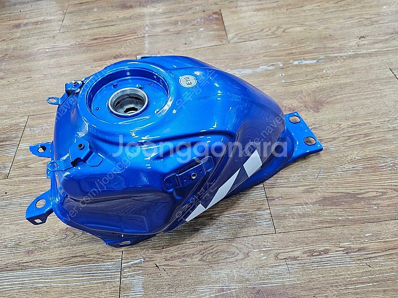 GSX-S125 / GSX-R125 기름탱크--3