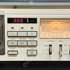 TEAC V-7 카세트 테이프 데크