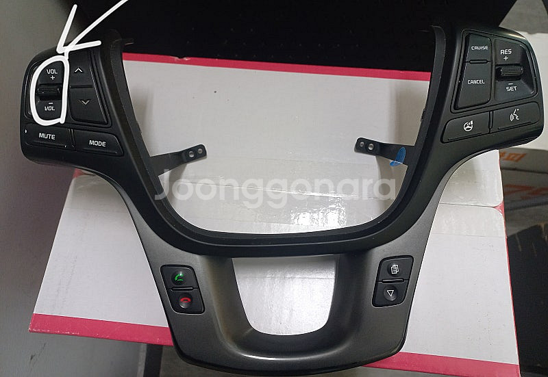 뉴쏘렌토R 핸들리모콘(부품교환용도사용)--0
