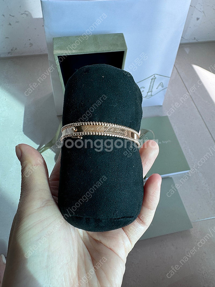 반클리프 빼를리 브레이슬릿 판매합니다.(로즈골드.16사...--1