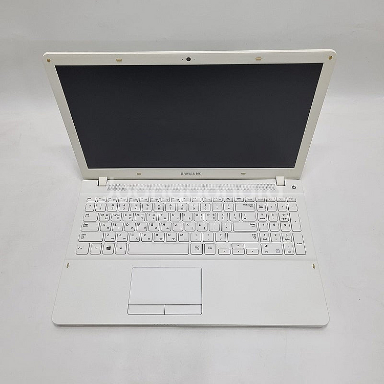 12삼성노트북 인텔코어 SSD/램8G/성능업/화이트--4