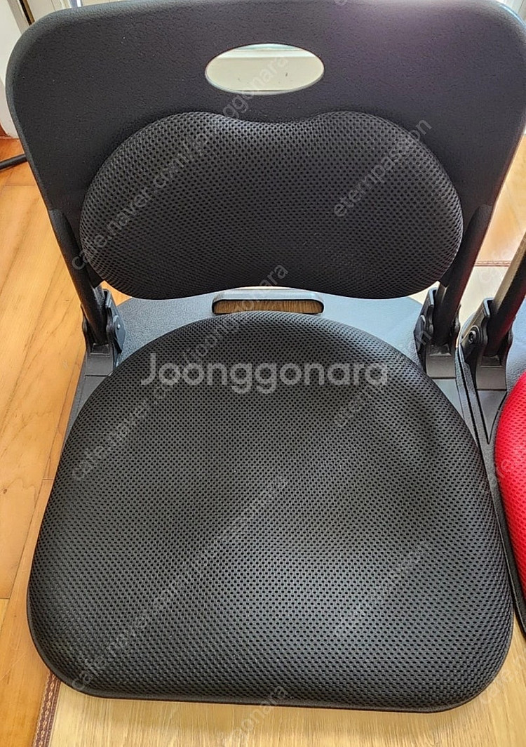 (안양평촌)접이식 좌식의자/등받이 의자 팝니다.--1