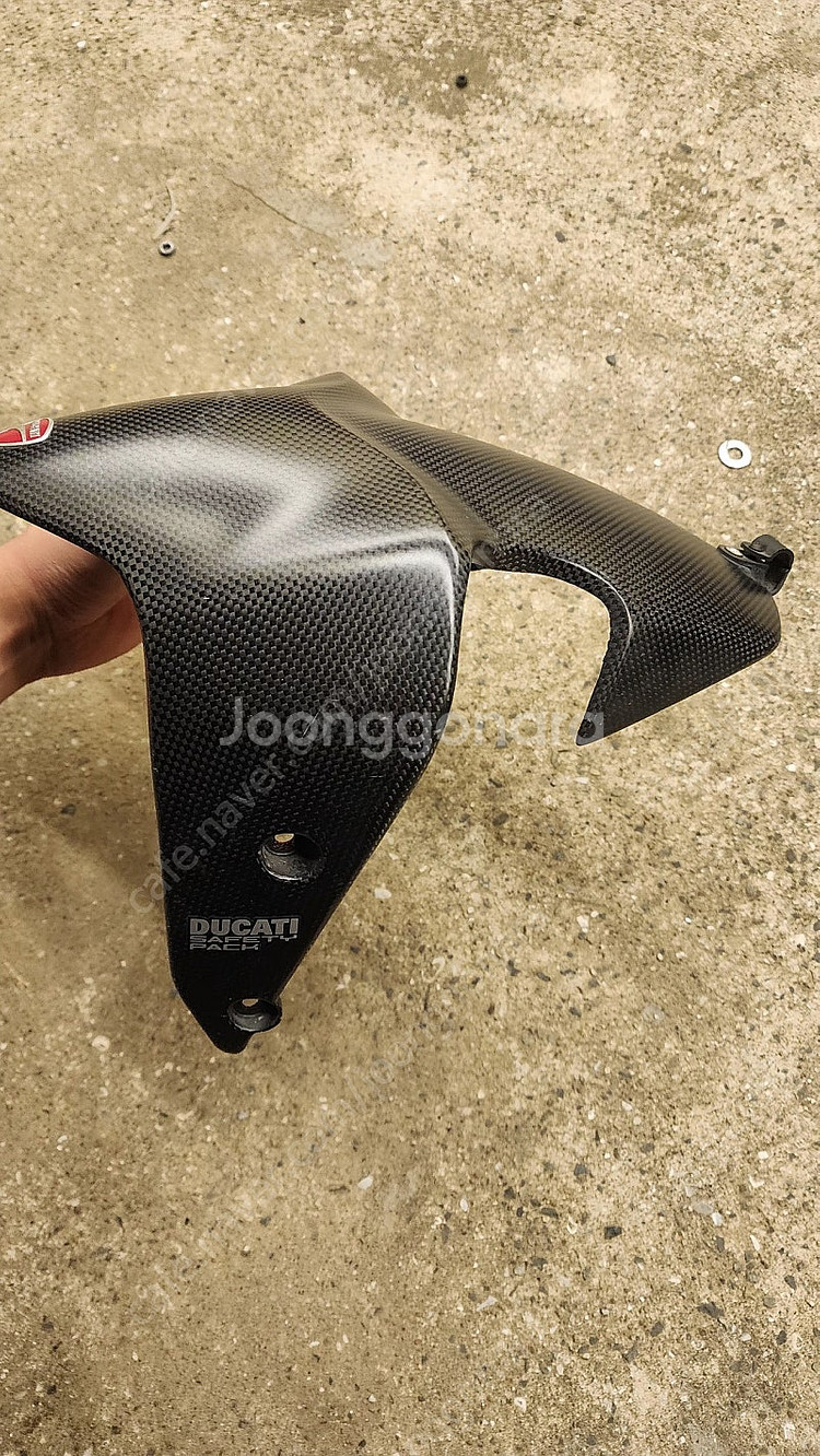두카티 퍼포먼스파츠 몬스터1200s 카본 프론트휀다--0