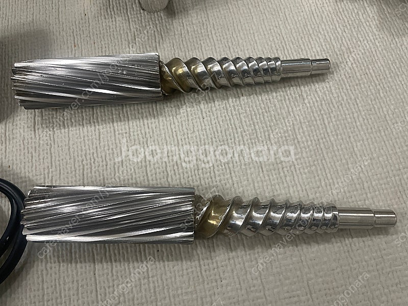 엔젤녹즙기 7000 팝니다.--2