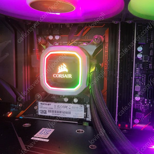 i7-9700KF + B365M AORUS ELITE (기가바이트) + 커세어 2열 수냉쿨러