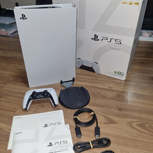 플스5 디스크버전 중고 팝니다.