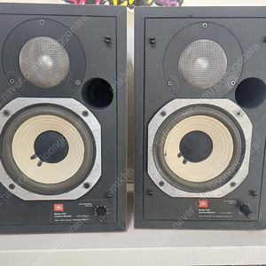 Jbl 4401