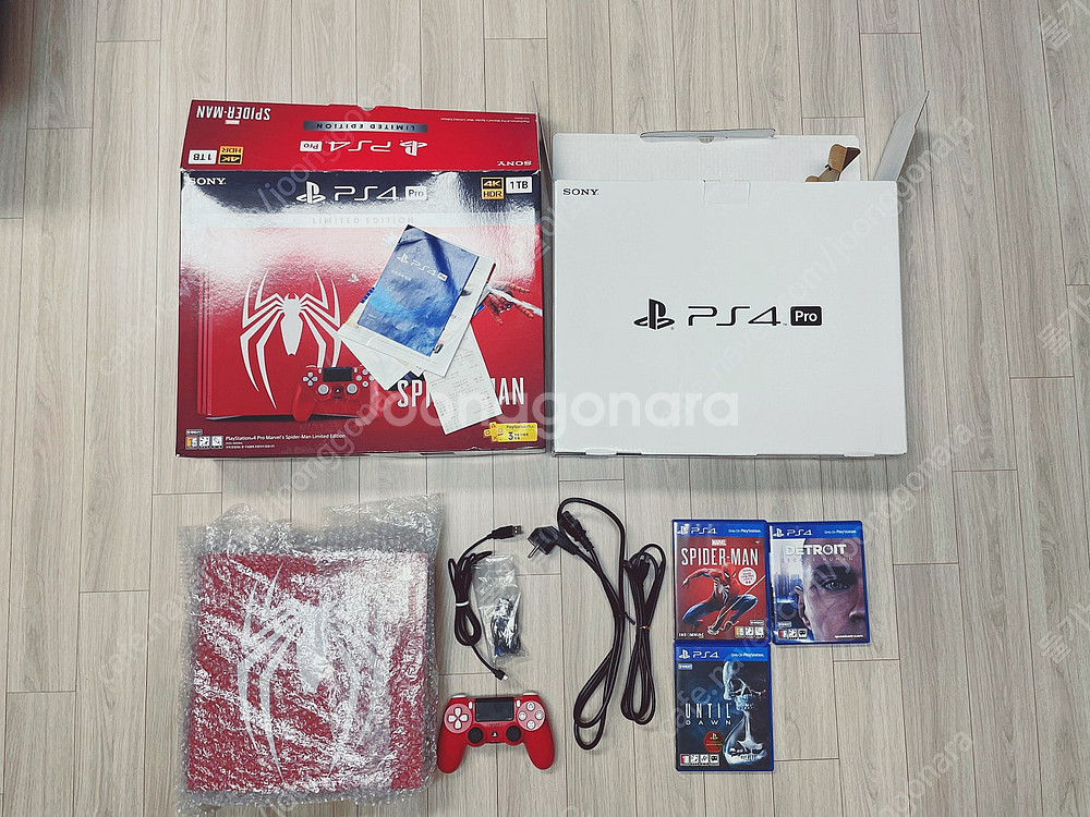 PS4 PRO 스파이더맨 에디션 1TB 풀박스 판매--3