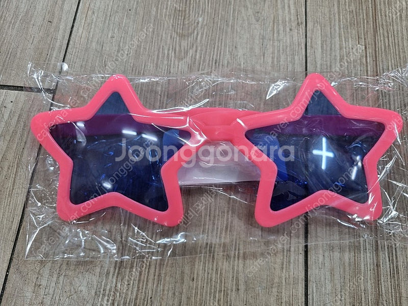 아파트 로제 브루노마스 뮤비 선글라스 인생네컷 소품 인--1