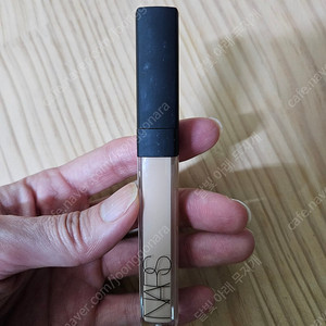 나스(NARS) 컨실러 마들렌