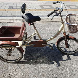 성인용 삼발이 자전거 팝니다.